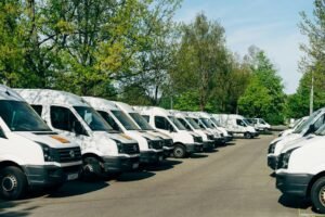 Read more about the article Alquiler de Autocares Chárter en Europa: La Guía Definitiva para un Transporte Grupal sin Complicaciones